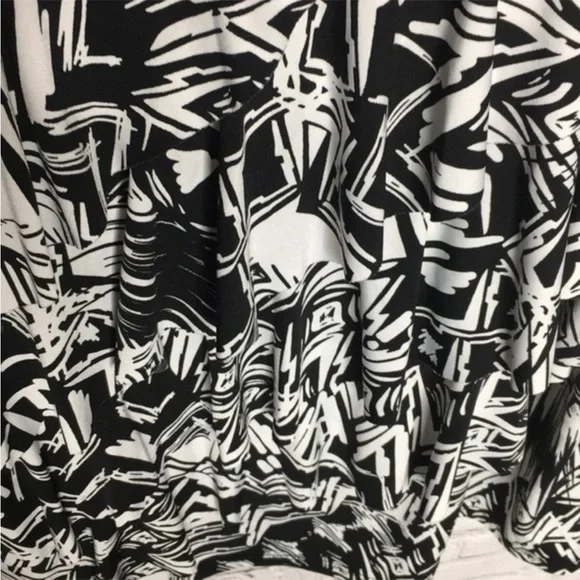 AB Studio black and white short sleeve top - Picture 4 of 7